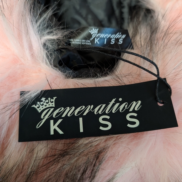 NWT Generation Kiss brand pink and black faux fur  bucket hat - Picture 8 of 8